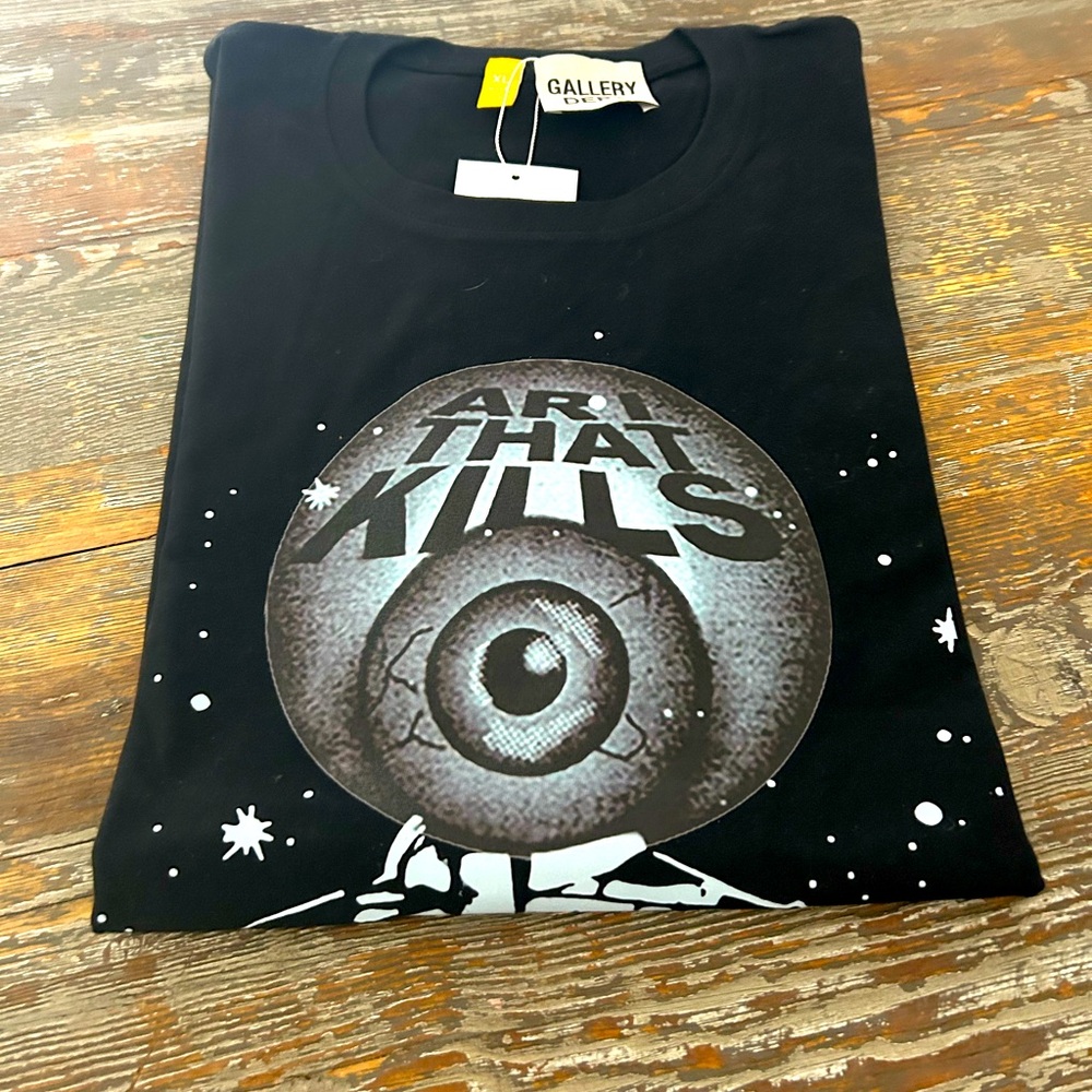 Gallery Dept. collector tee. Oversized large tee.